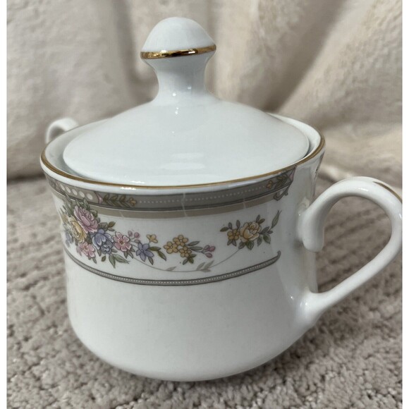 Excel Fine China Southampton 223 Sugar Bowl. 1993 - Picture 4 of 13